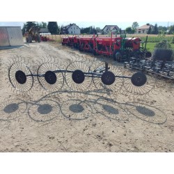 Przetrząsaczo-zgrabiarka do fasoli