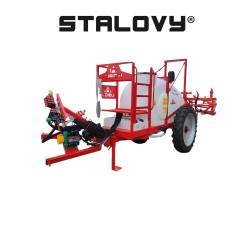 Opryskiwacz polowy przyczepiany ciągany hydraulicznie składany