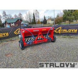Siewnik zbożowy stopkowy