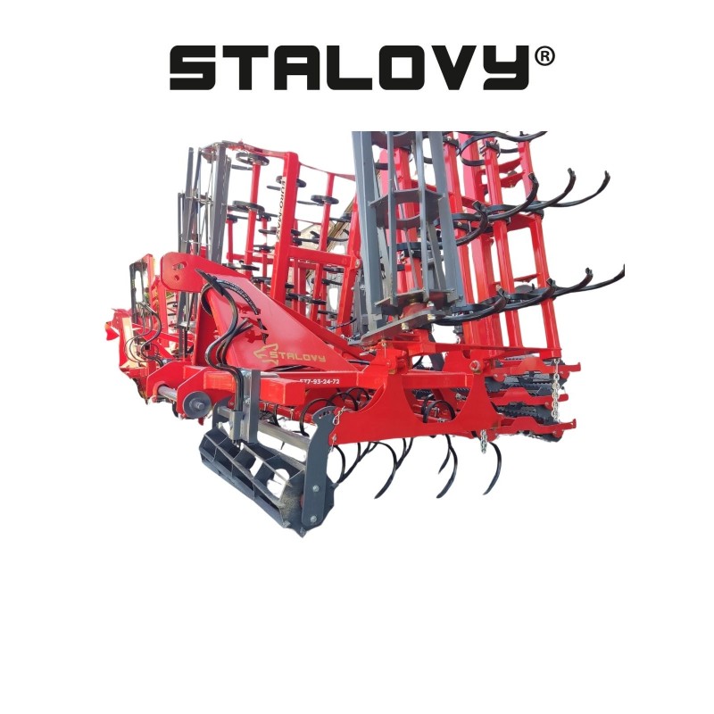 Agregat uprawowy hydraulicznie składany