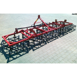 Brona polowa hydraulicznie składana