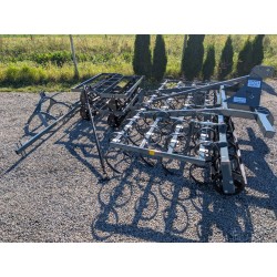 Agregat uprawowy przedsiewny COMBI 1,8-3m