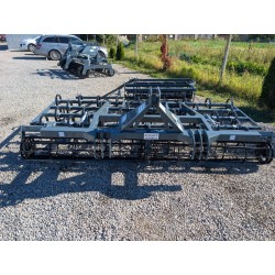 Agregat uprawowy przedsiewny COMBI 1,8-3m